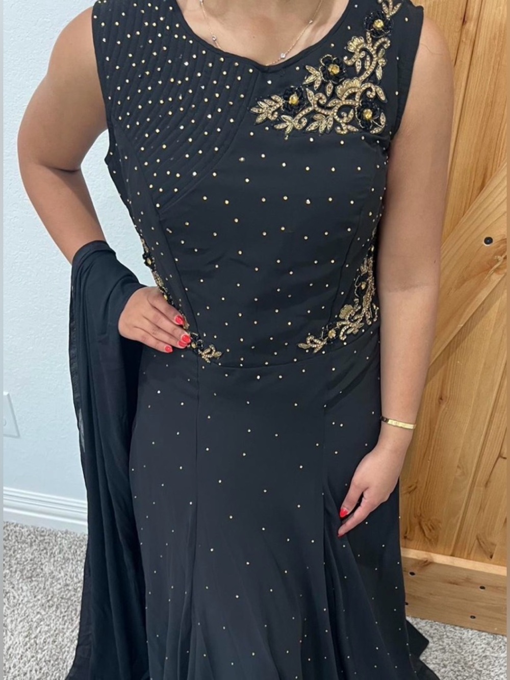 Black Embellished Sleeveless Indian/Pakistani Set